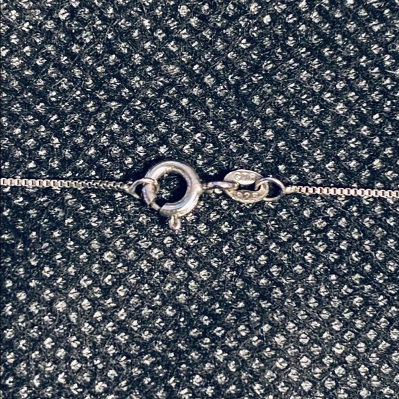 Simply Vera Vera Wang crystal flower key necklace - Picture 5 of 7